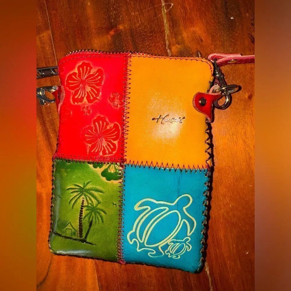 Vnt Hawaii Stamped Leather Cross Body Bag Palm Trees Flowers Turtle Plumerias